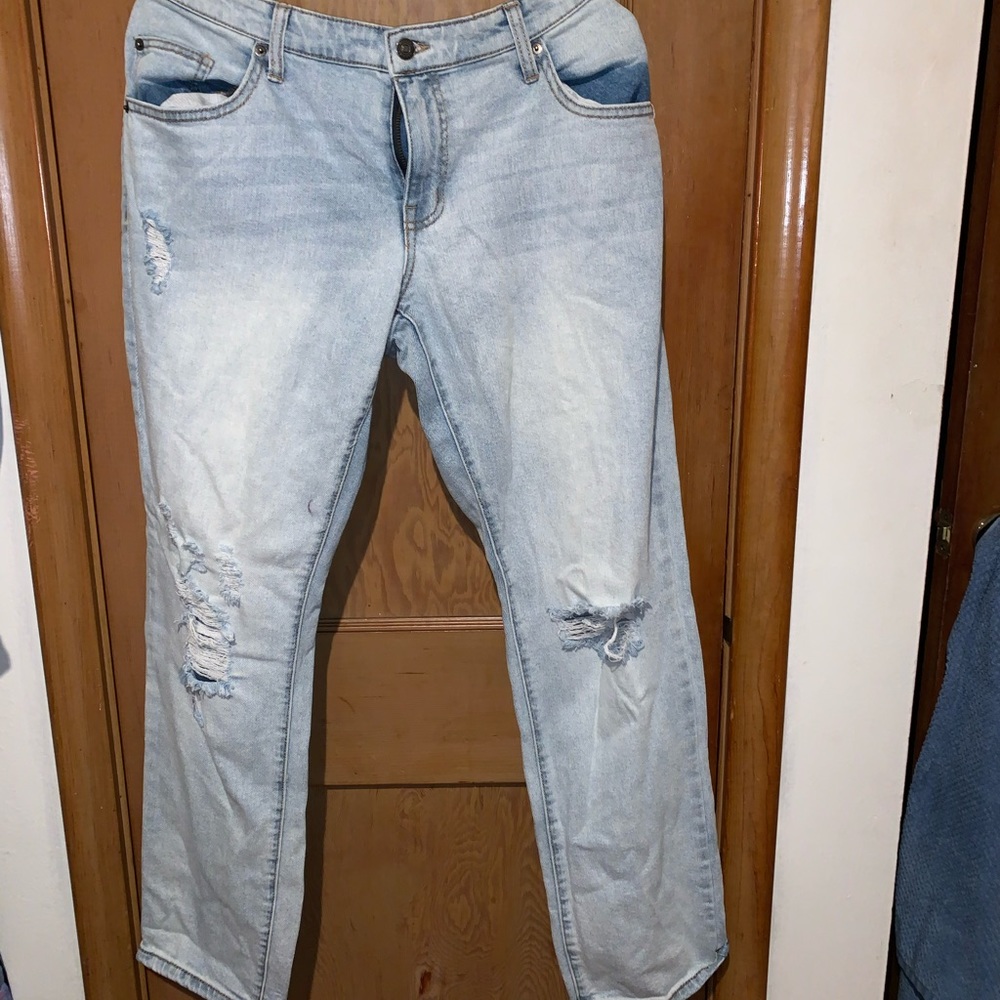 Ripped boyfriend jeans